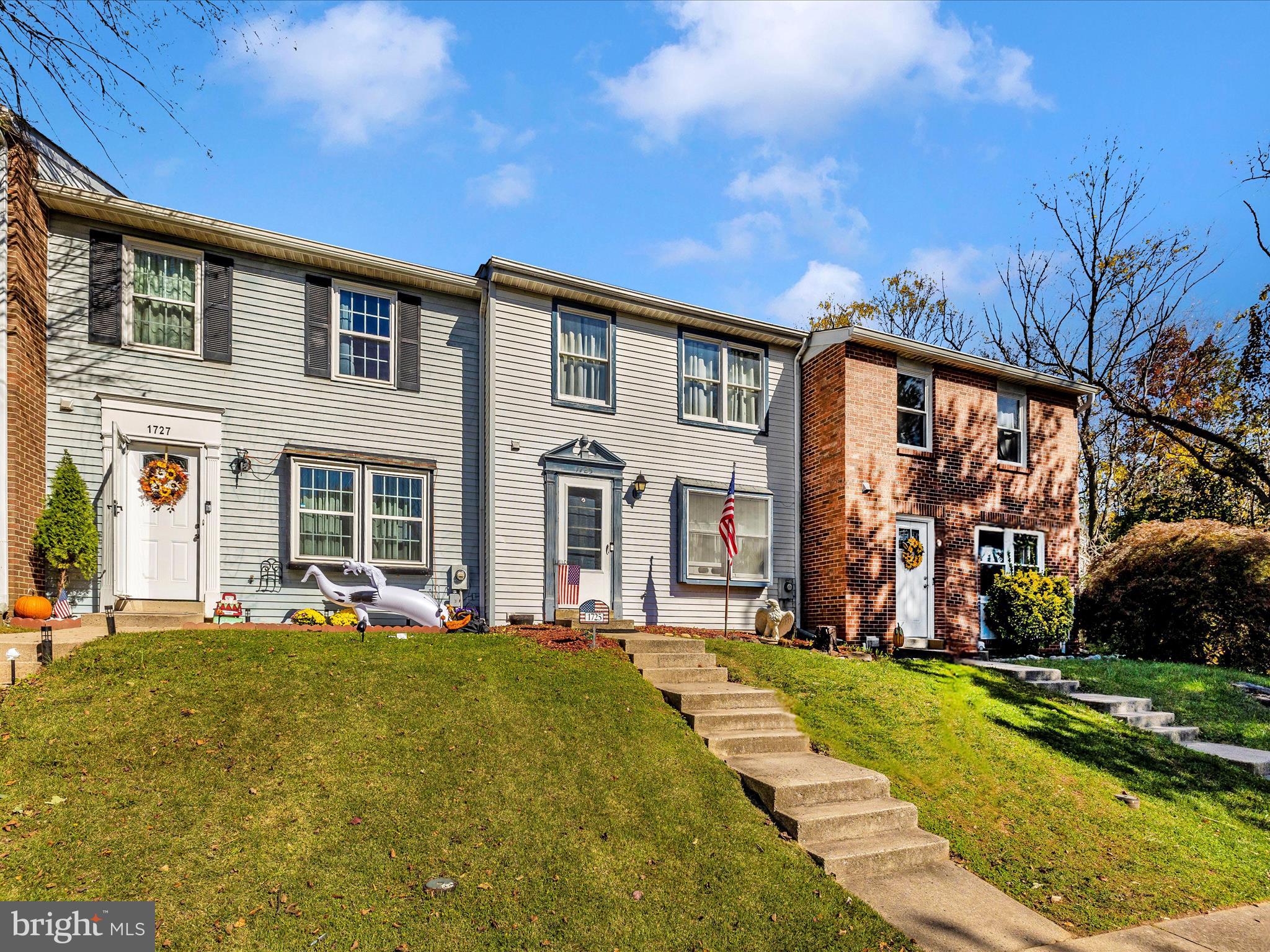 1725 NORTHRIDGE LANE