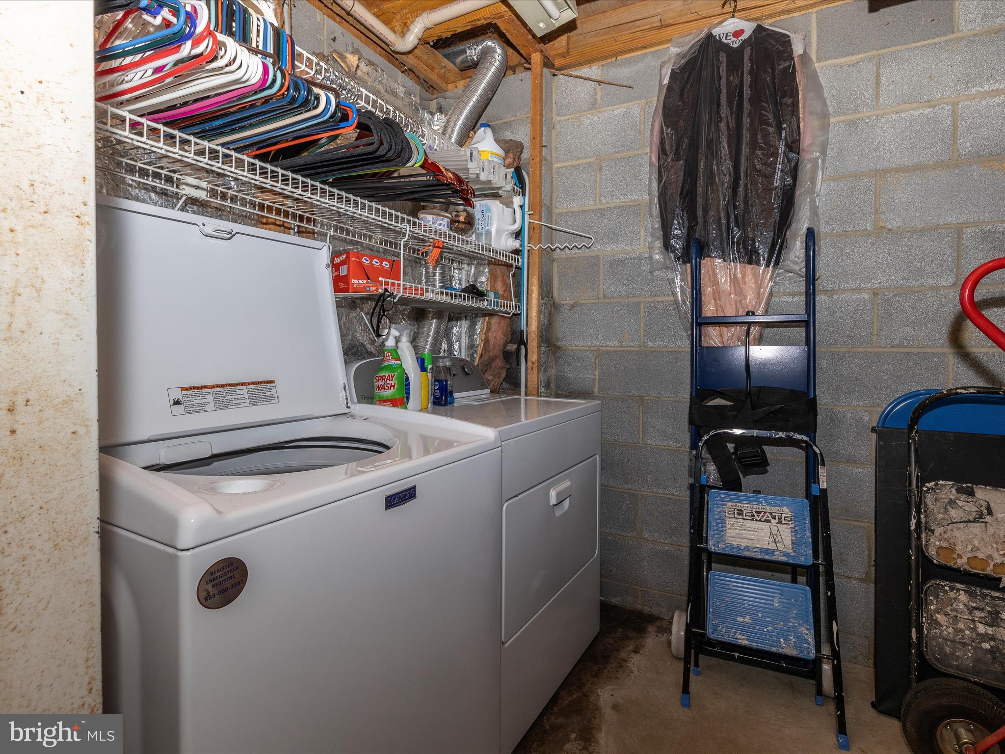 1725 NORTHRIDGE LANE