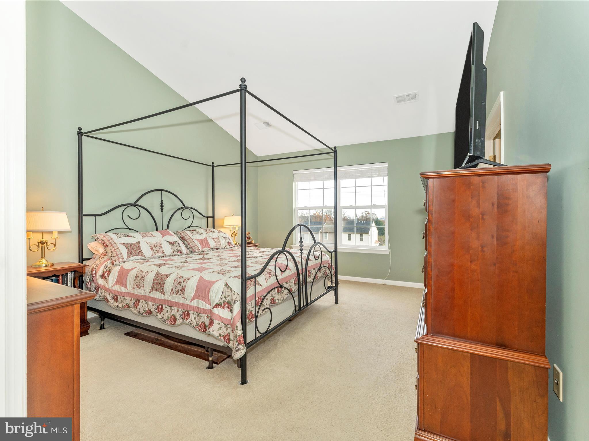 5802 MERCANTILE DRIVE W