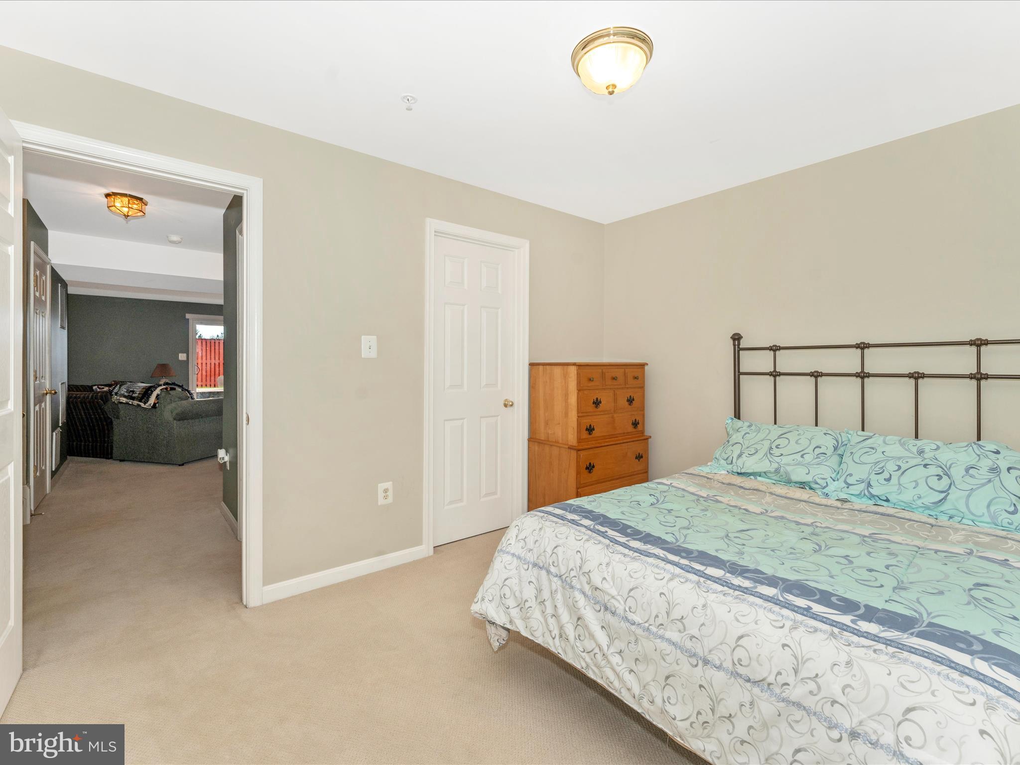 5802 MERCANTILE DRIVE W