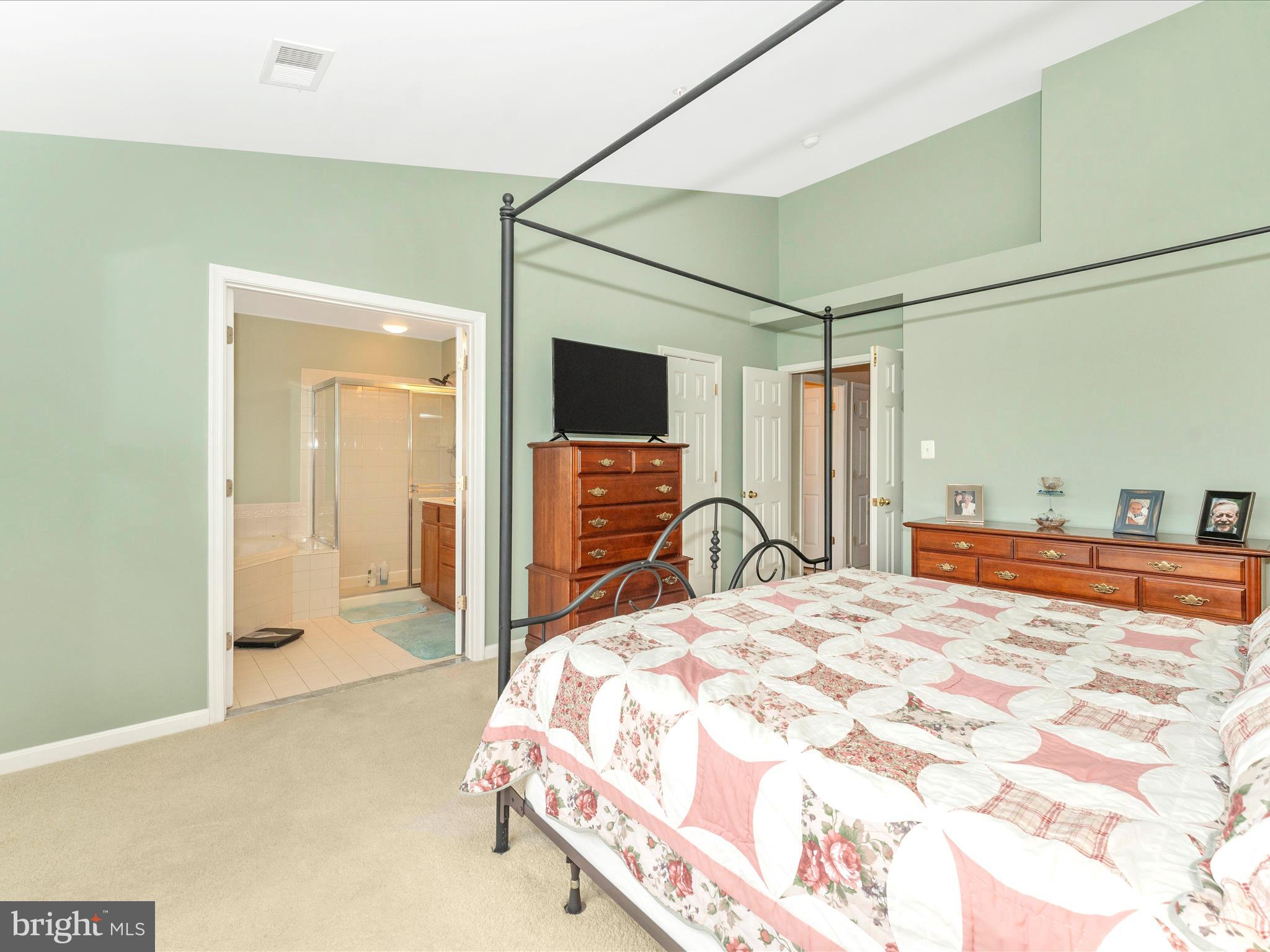 5802 MERCANTILE DRIVE W