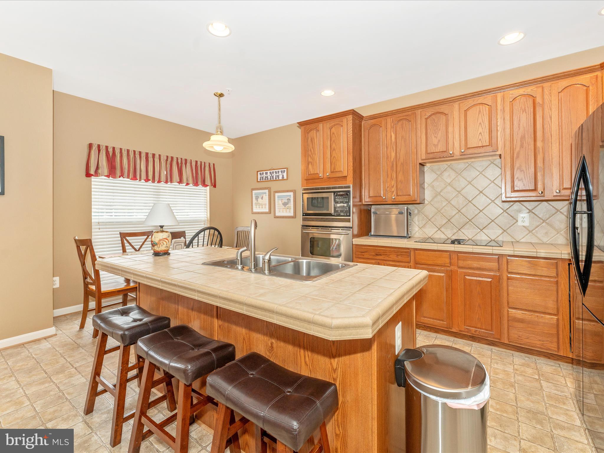 5802 MERCANTILE DRIVE W