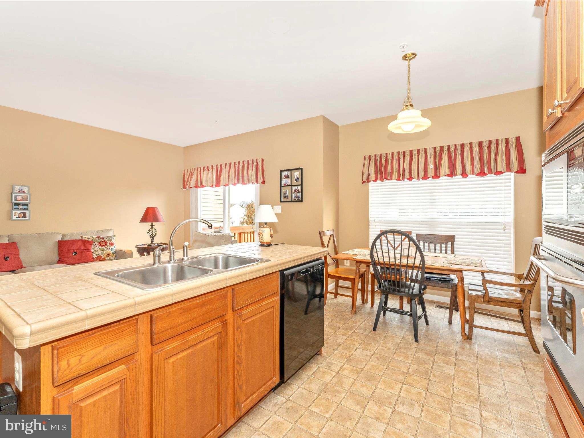 5802 MERCANTILE DRIVE W