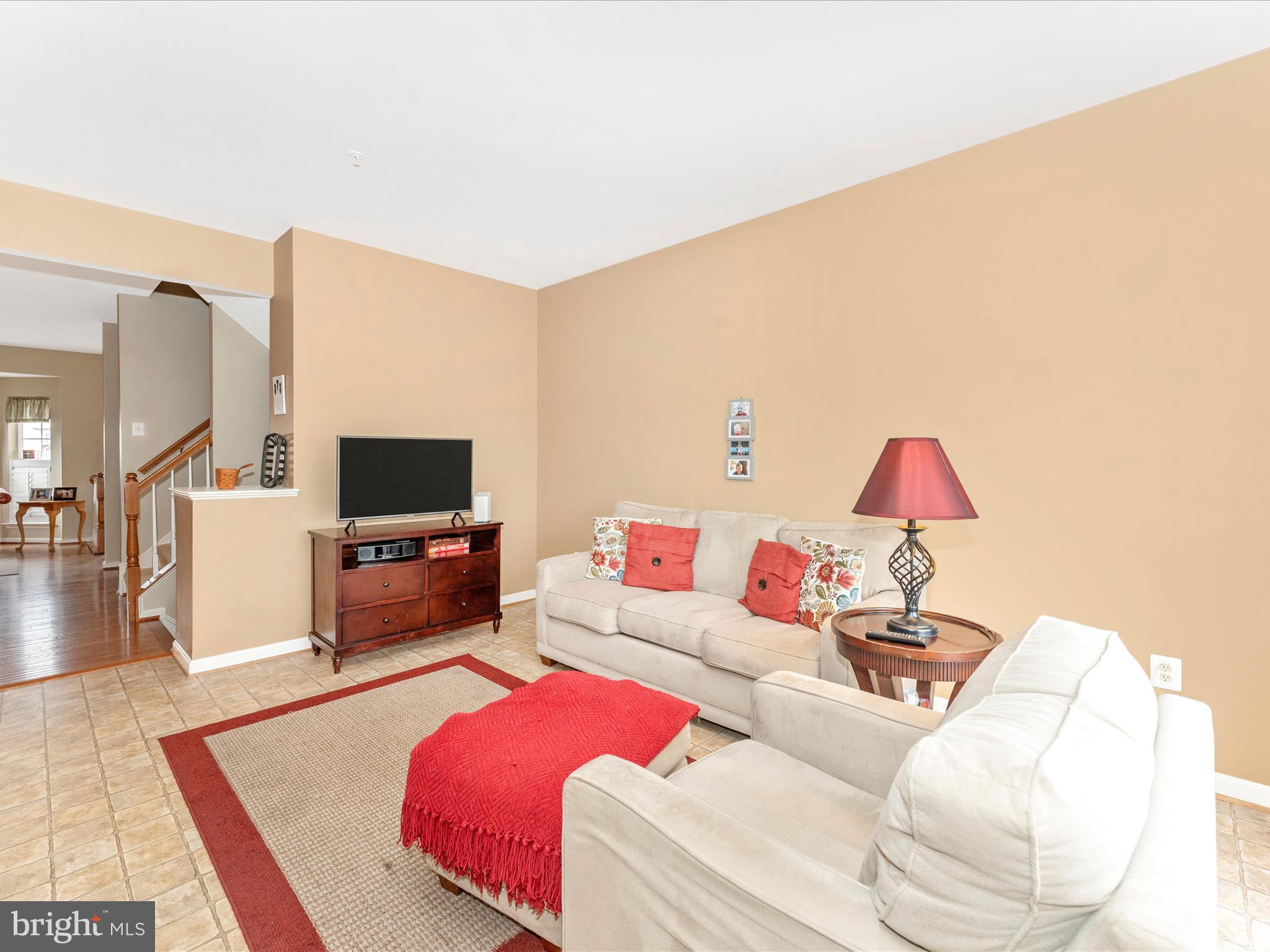 5802 MERCANTILE DRIVE W