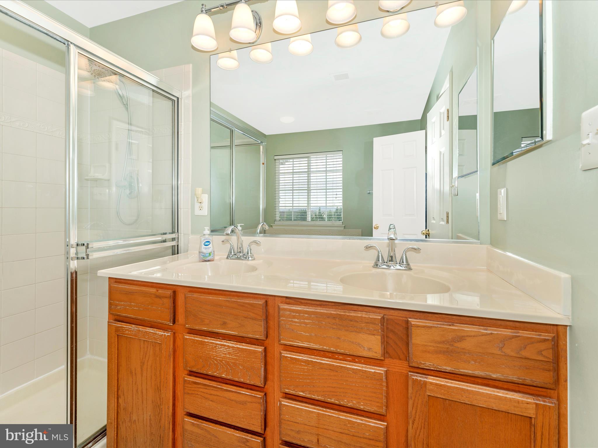 5802 MERCANTILE DRIVE W