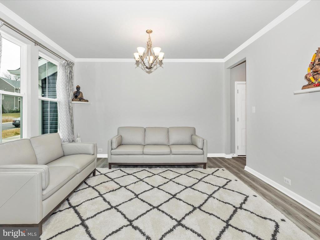 5602 PINE BLUFF COURT