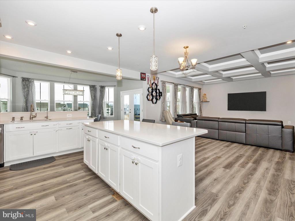 5602 PINE BLUFF COURT