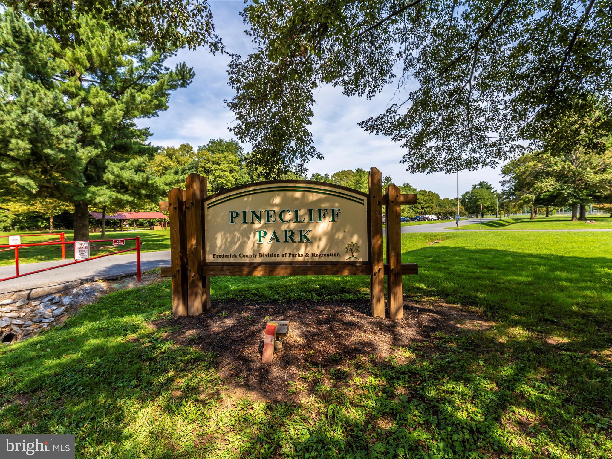 5602 PINE BLUFF COURT