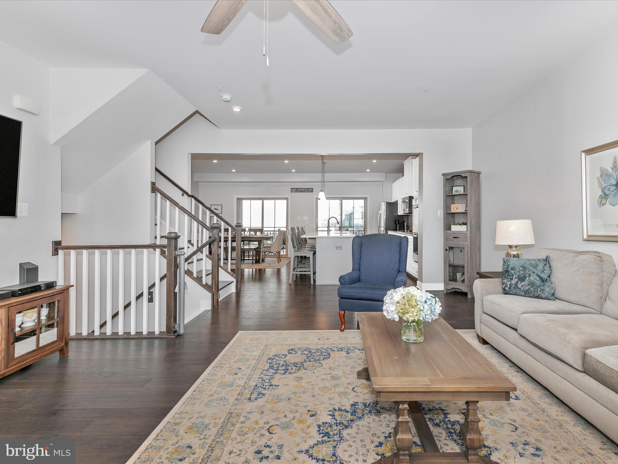 5829 EAGLEHEAD DRIVE