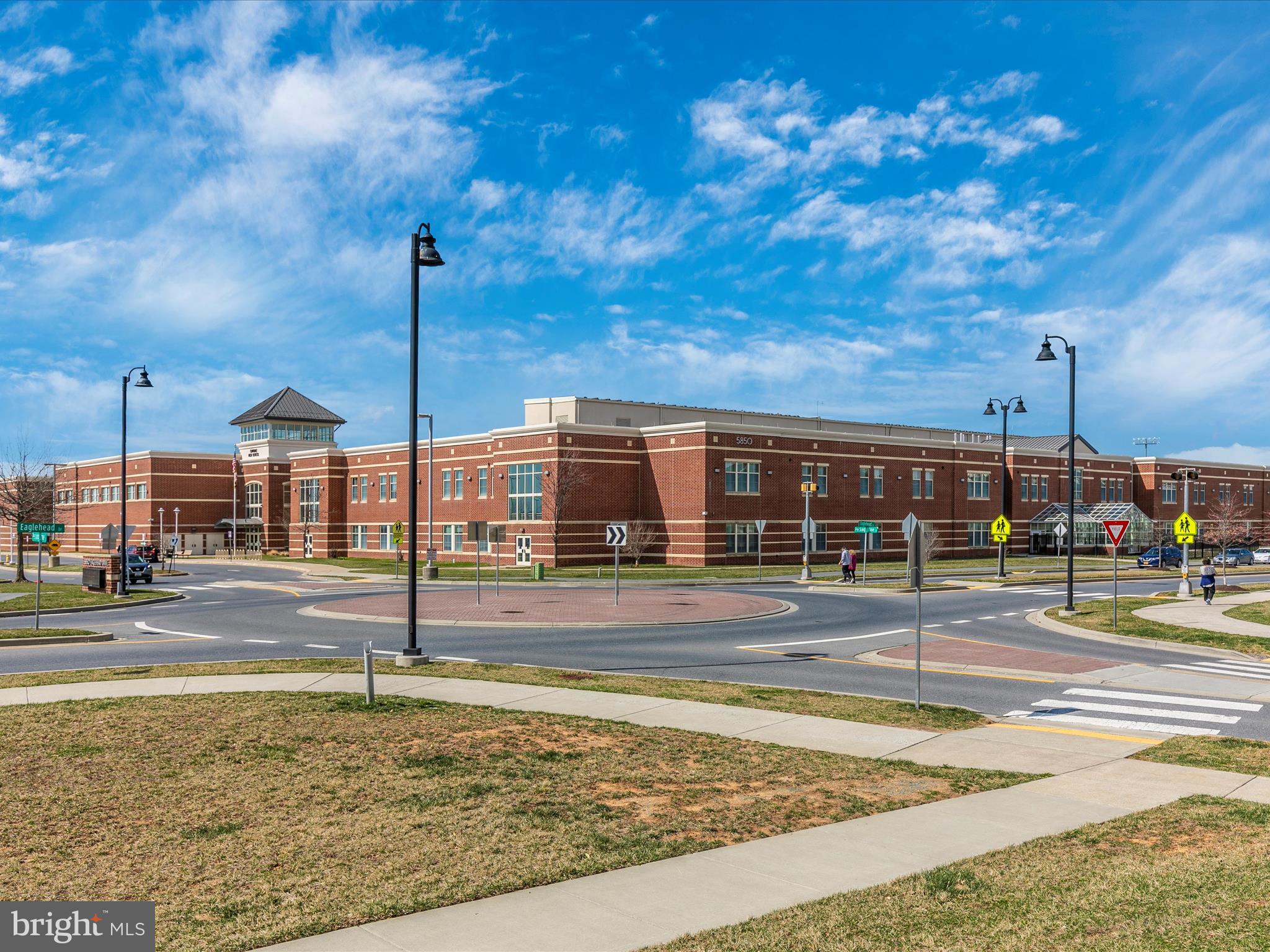 5829 EAGLEHEAD DRIVE