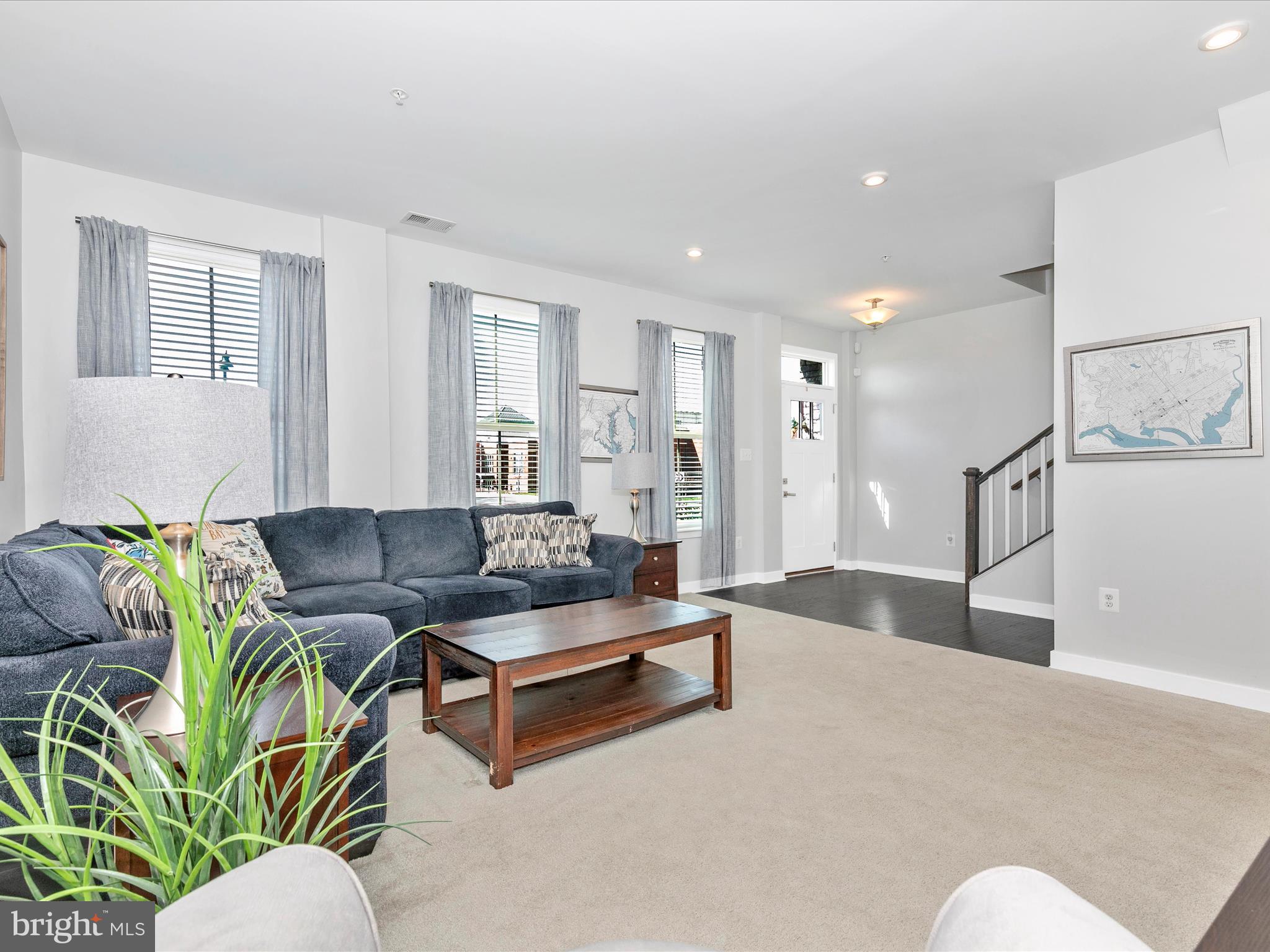 5829 EAGLEHEAD DRIVE