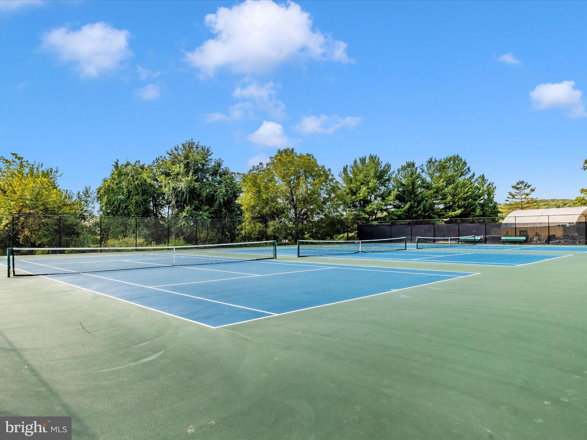 5829 EAGLEHEAD DRIVE