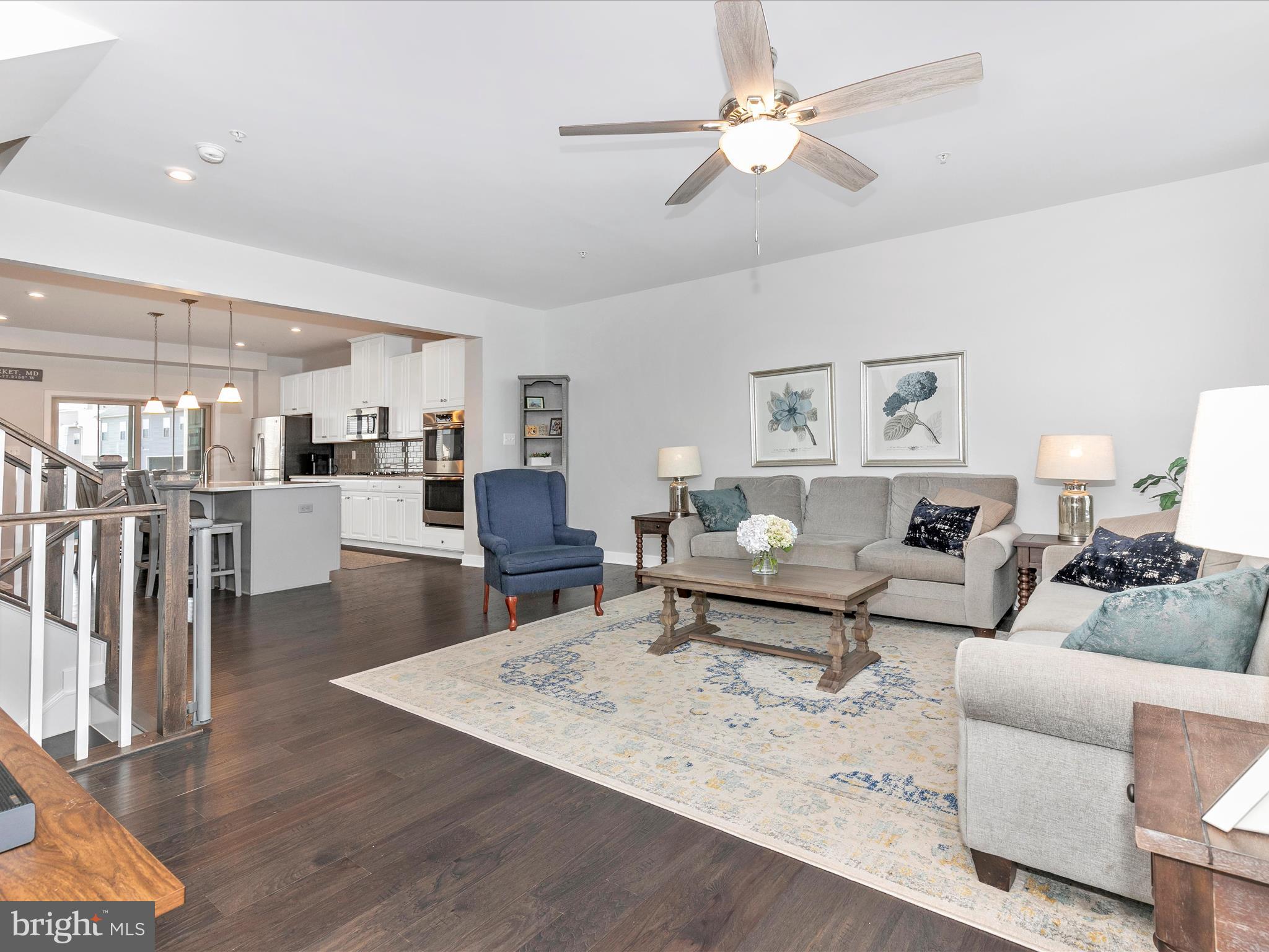 5829 EAGLEHEAD DRIVE