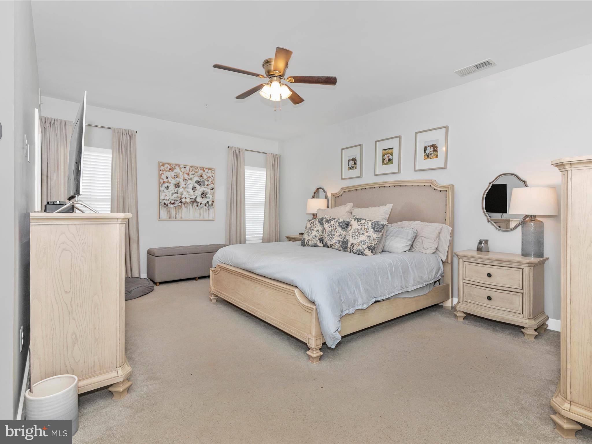 5829 EAGLEHEAD DRIVE