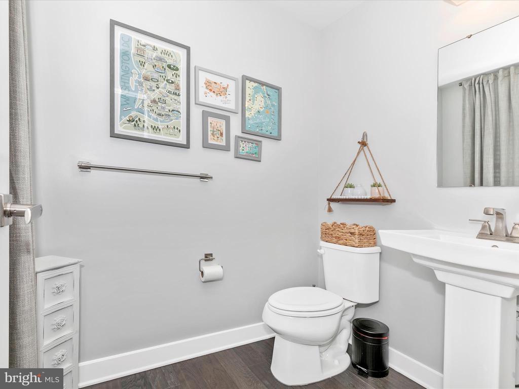 5829 EAGLEHEAD DRIVE