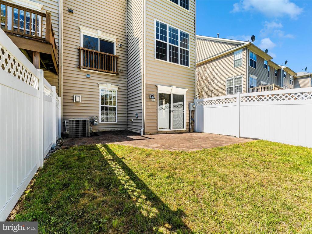 5027 WESLEY SQUARE