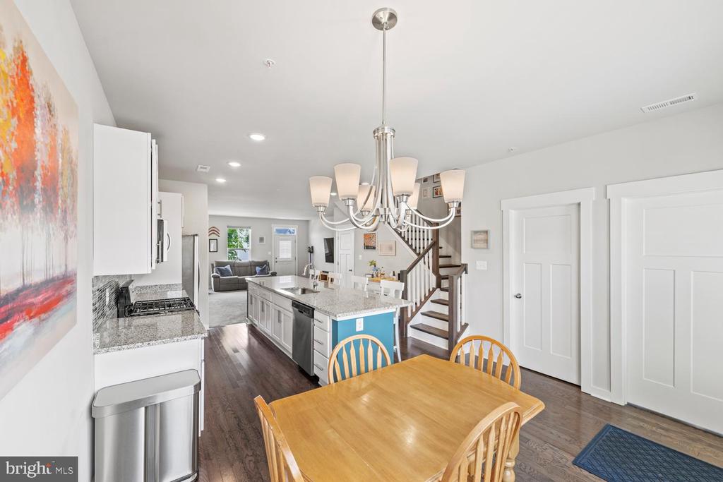 1304 SANDOVAL COURT