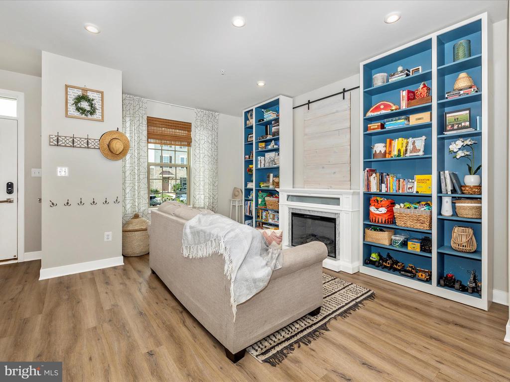 10637 SAPONI DRIVE