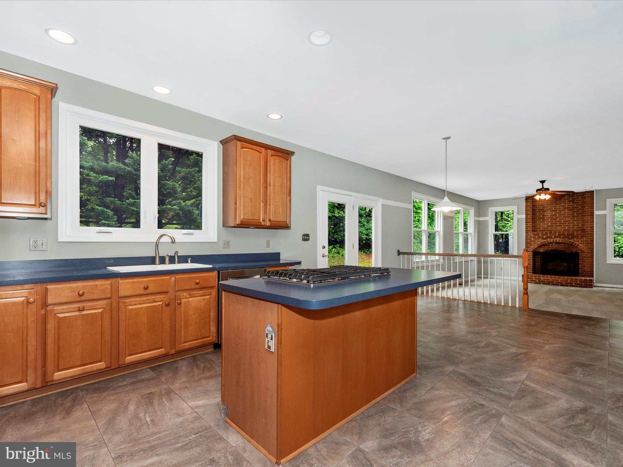 324 COPPER OAKS DRIVE