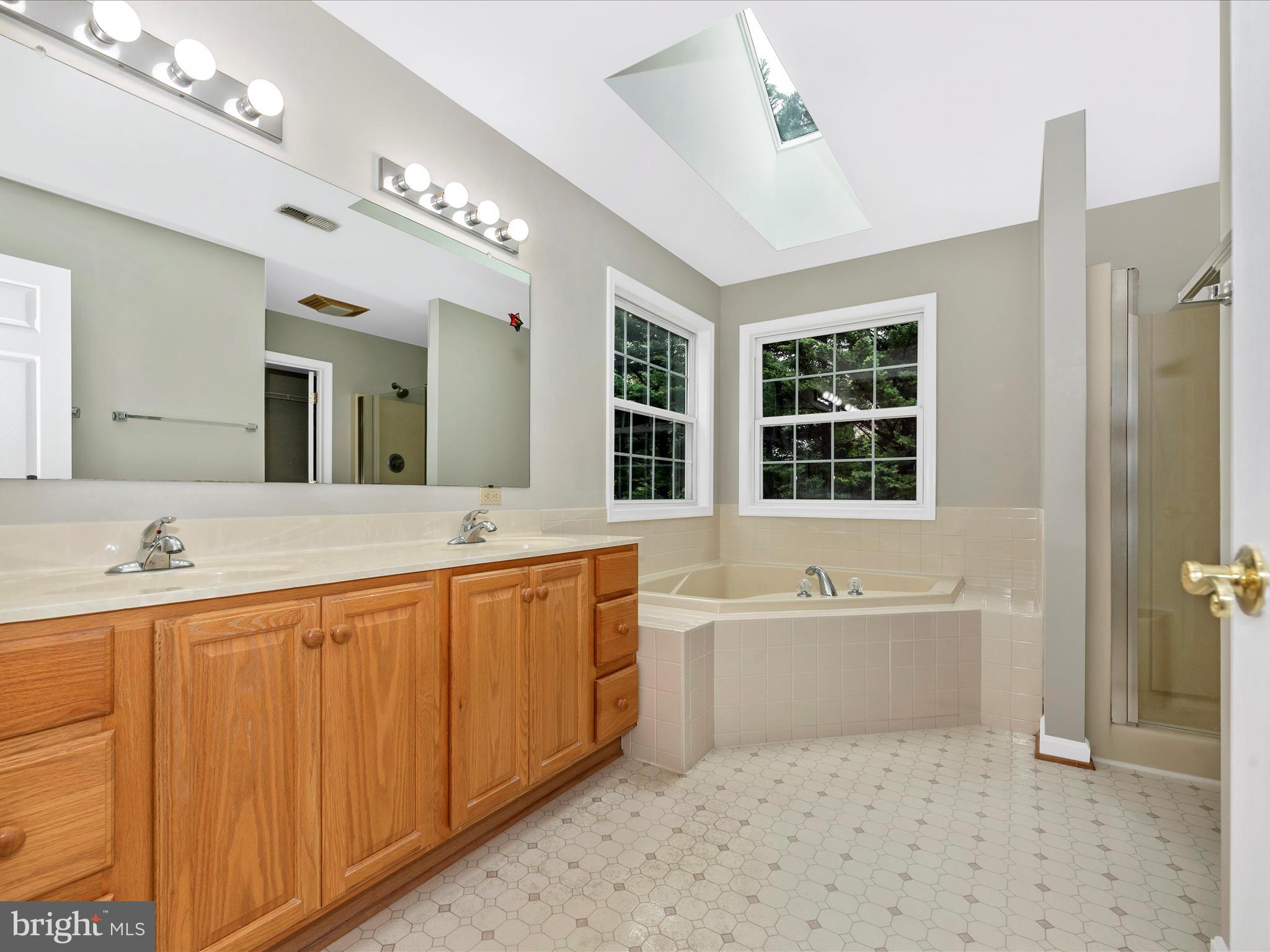 324 COPPER OAKS DRIVE