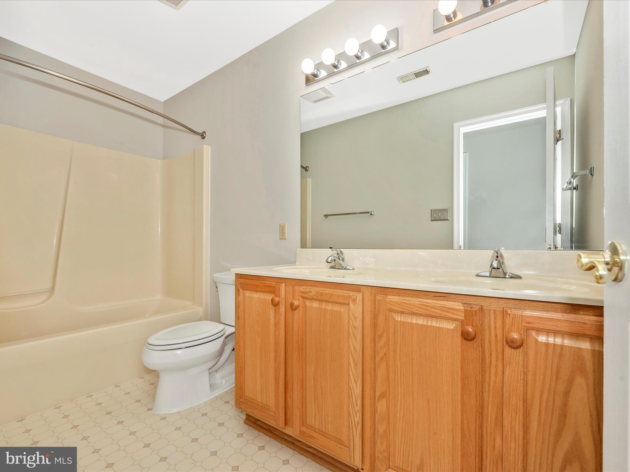 324 COPPER OAKS DRIVE