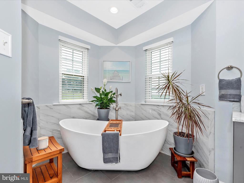 13623 JACOBS ROAD