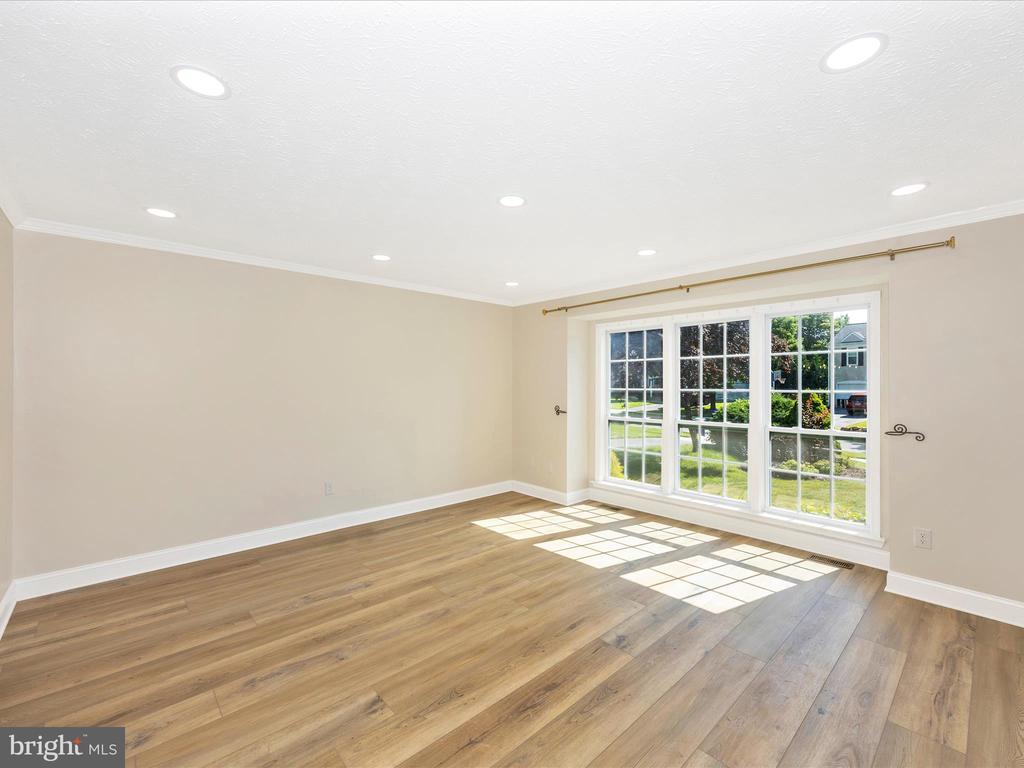 6172 MISSISSIPPI LANE