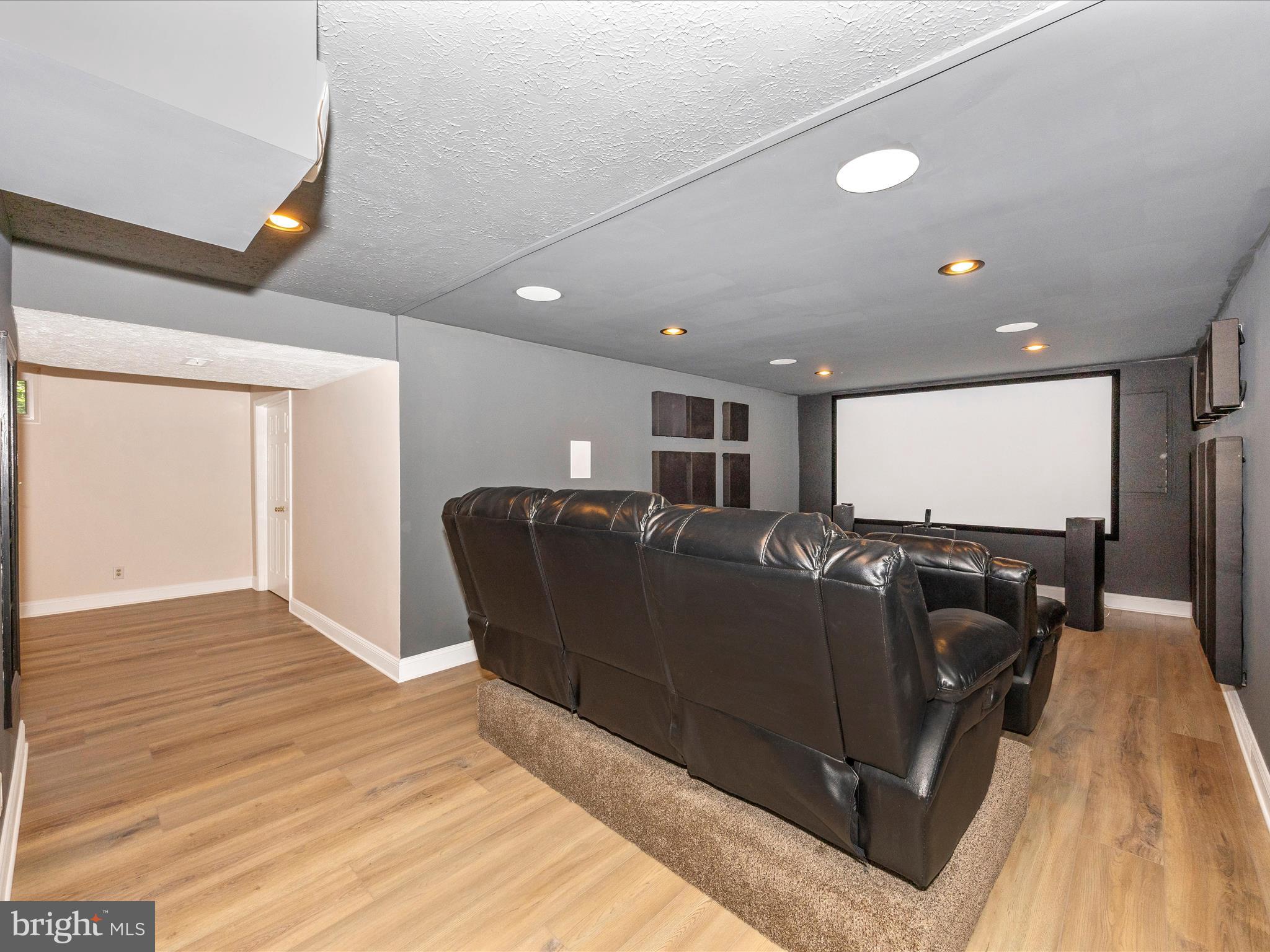 6172 MISSISSIPPI LANE
