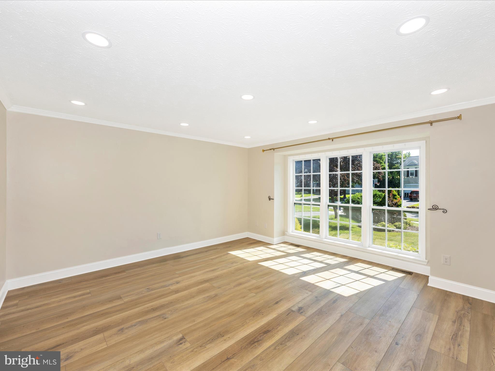 6172 MISSISSIPPI LANE