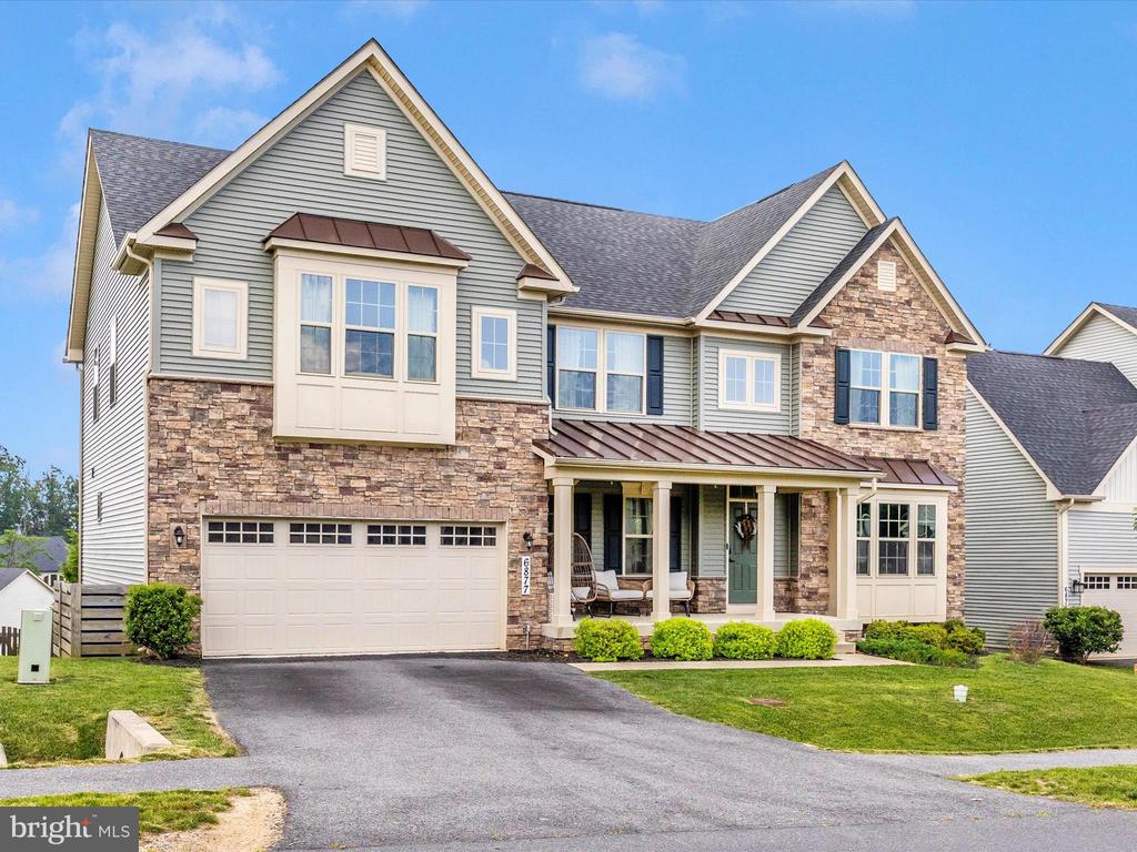 6877 WOODRIDGE ROAD