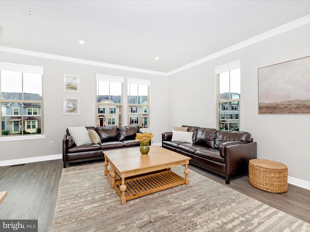 5824 PECKING STONE STREET