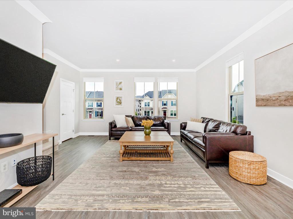 5824 PECKING STONE STREET