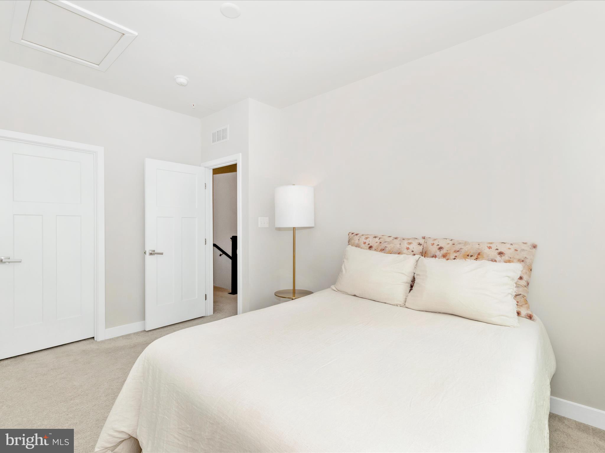 5824 PECKING STONE STREET