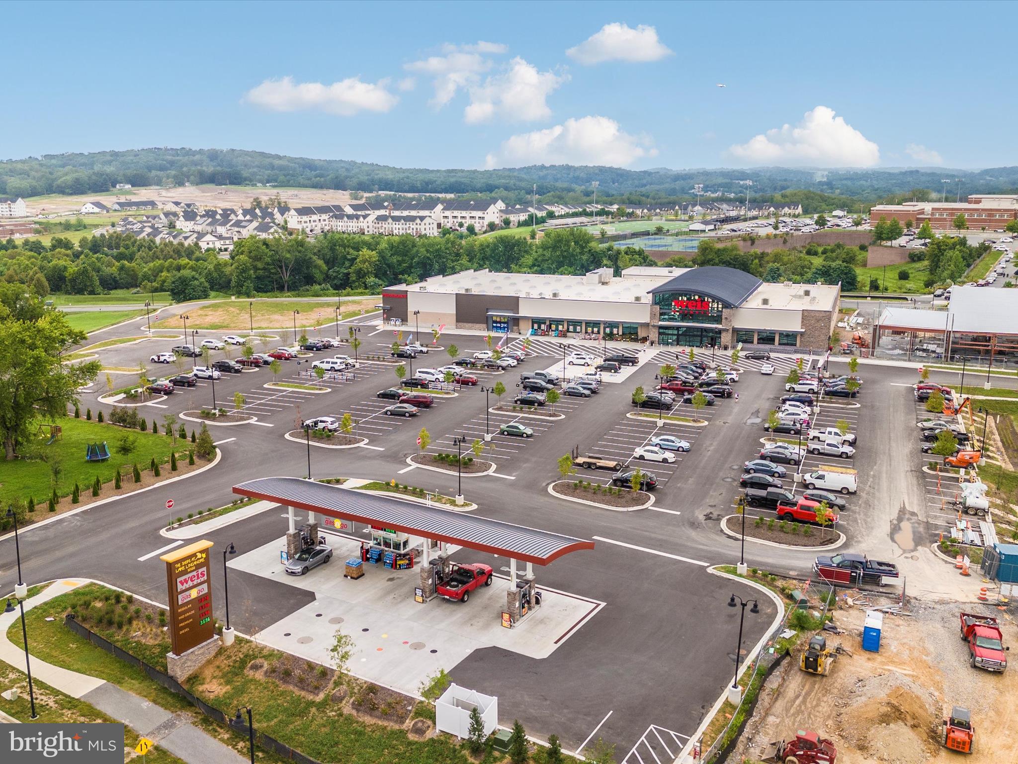 5824 PECKING STONE STREET