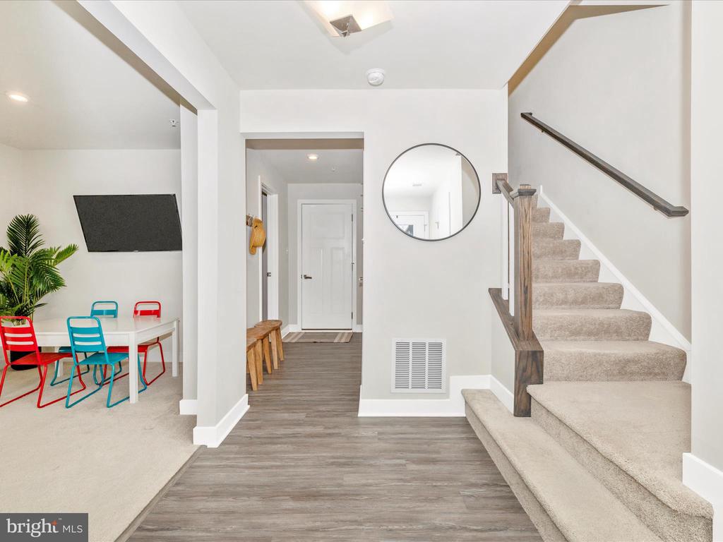 5824 PECKING STONE STREET
