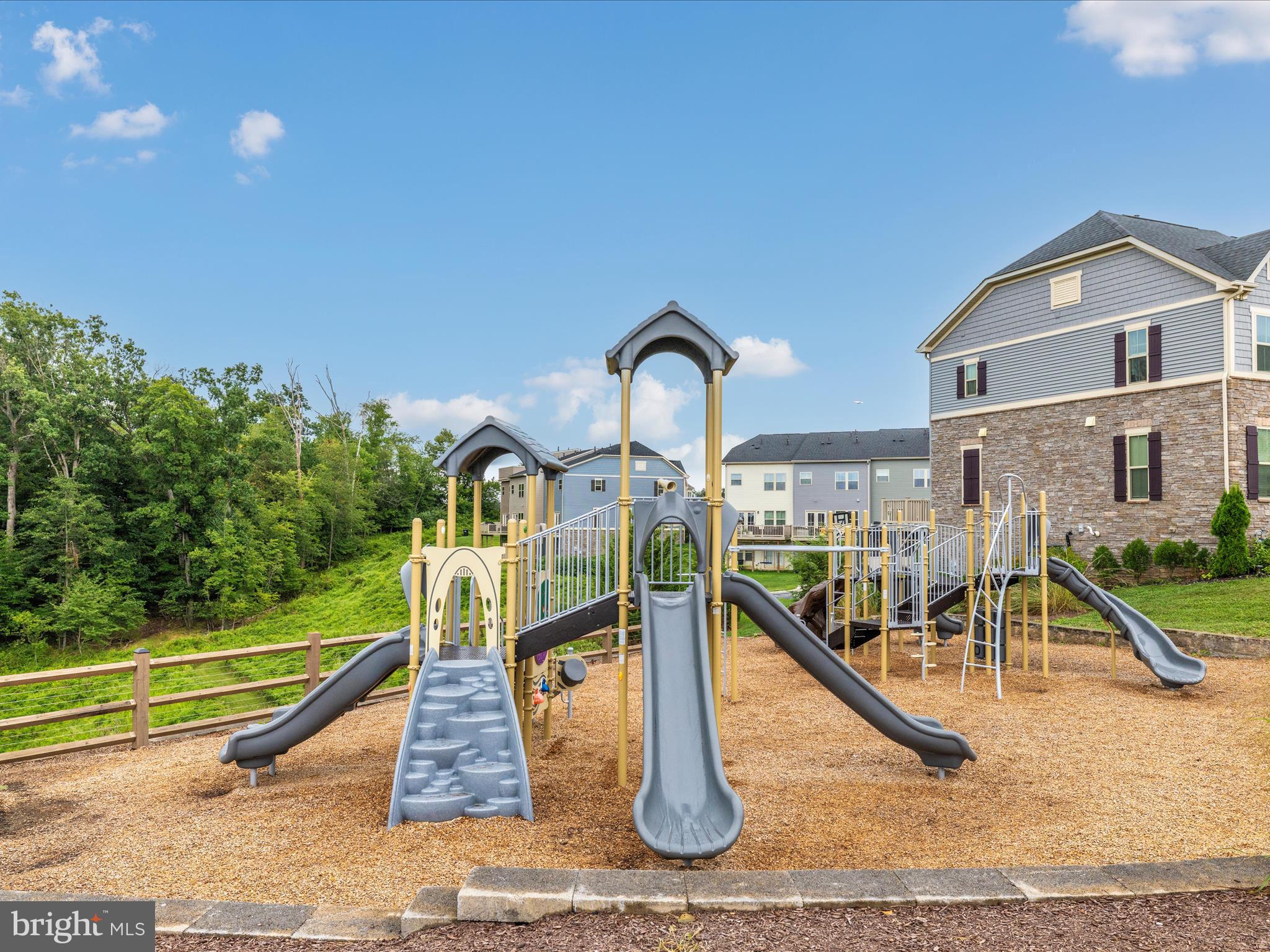 5824 PECKING STONE STREET