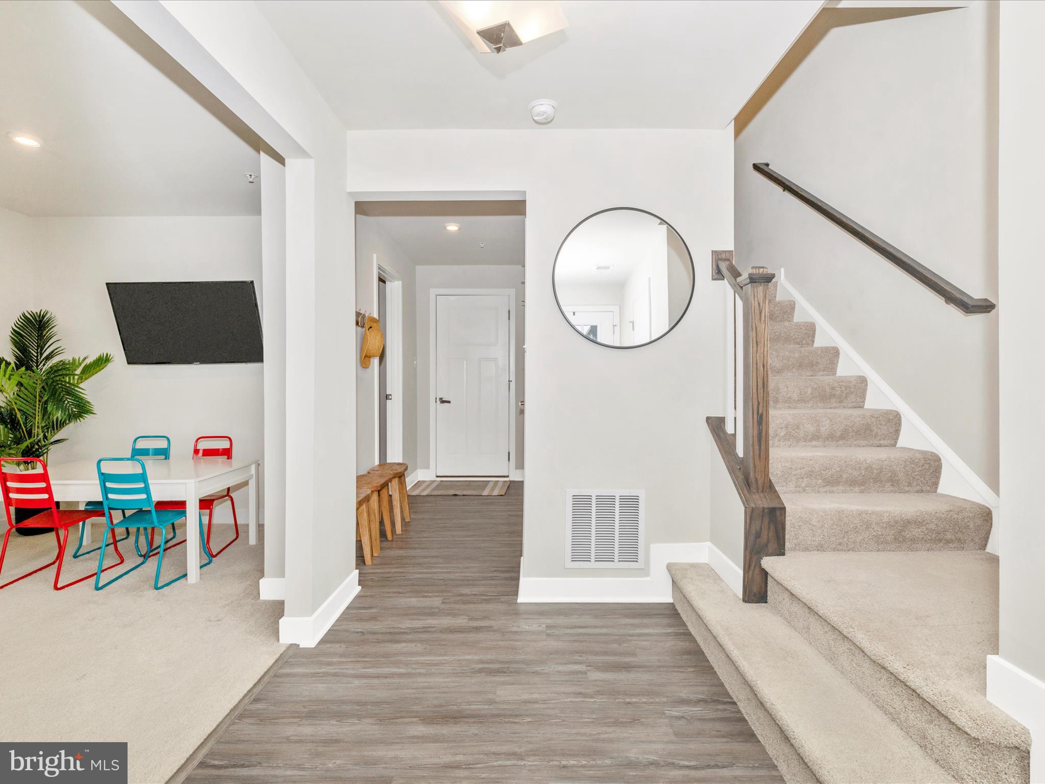 5824 PECKING STONE STREET