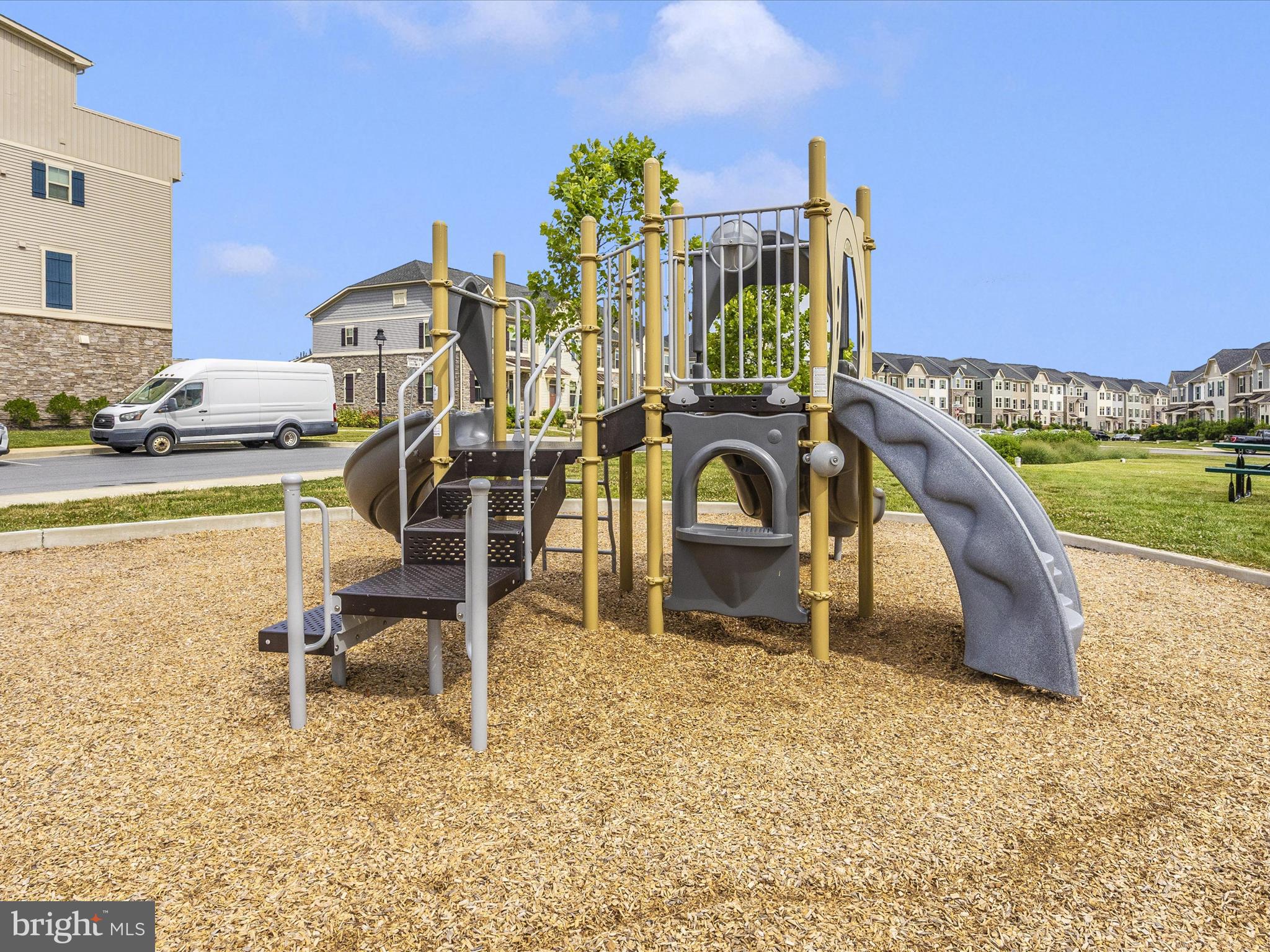 5824 PECKING STONE STREET