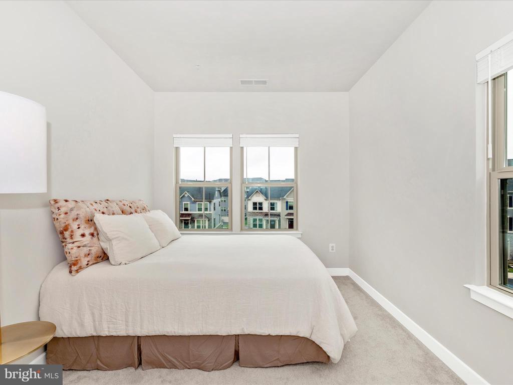 5824 PECKING STONE STREET