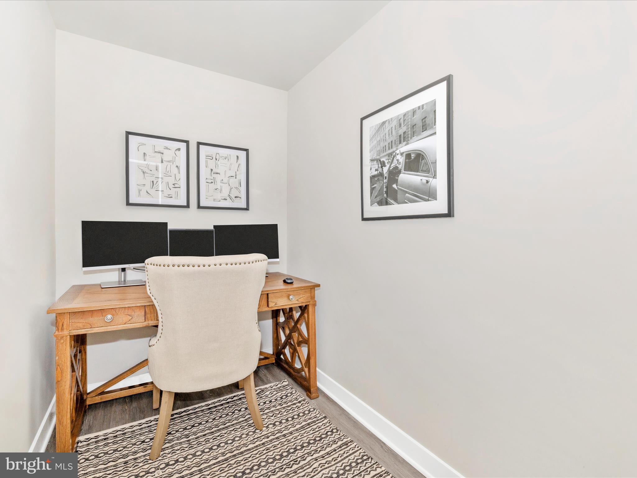 5824 PECKING STONE STREET