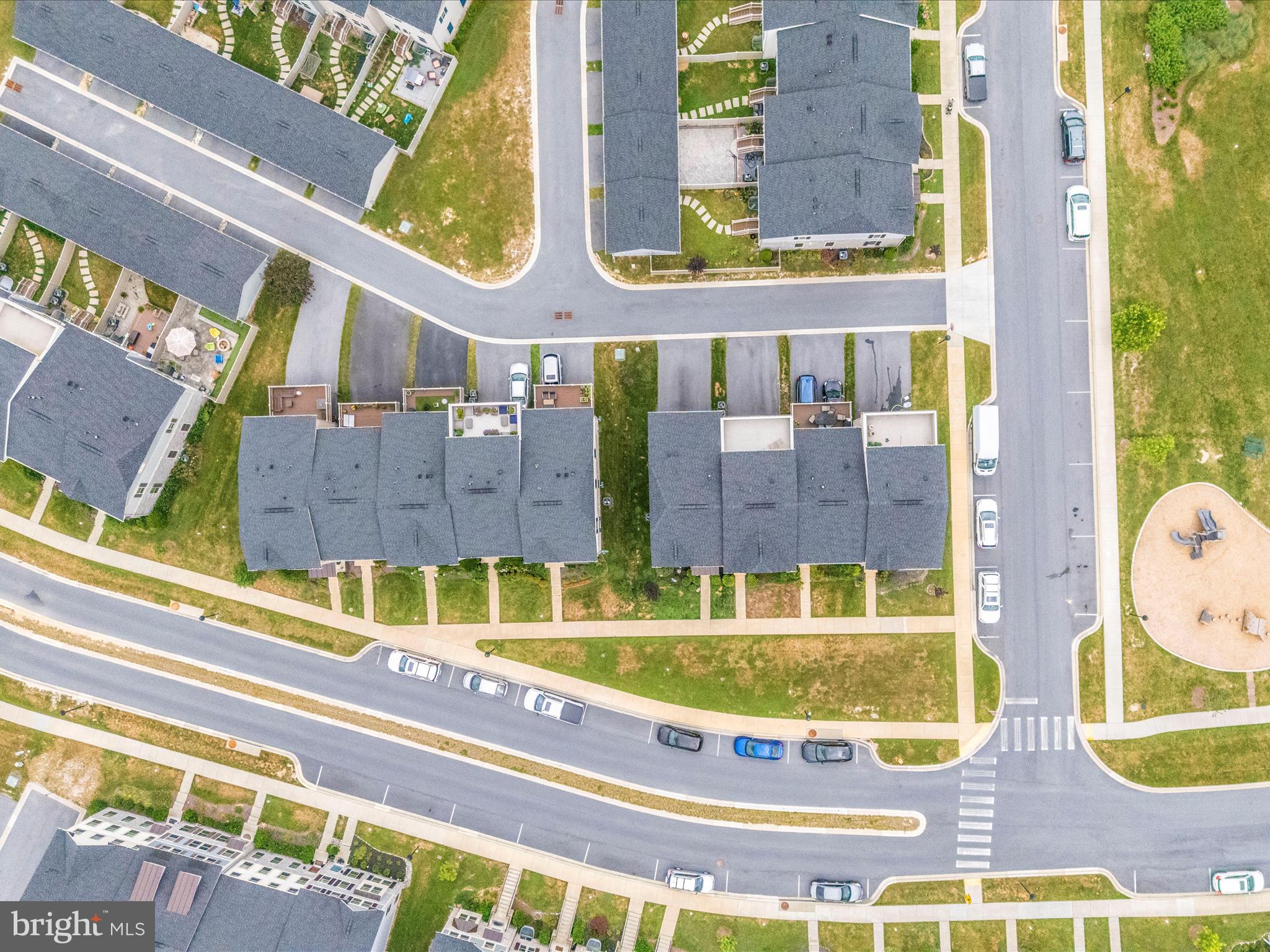 5824 PECKING STONE STREET