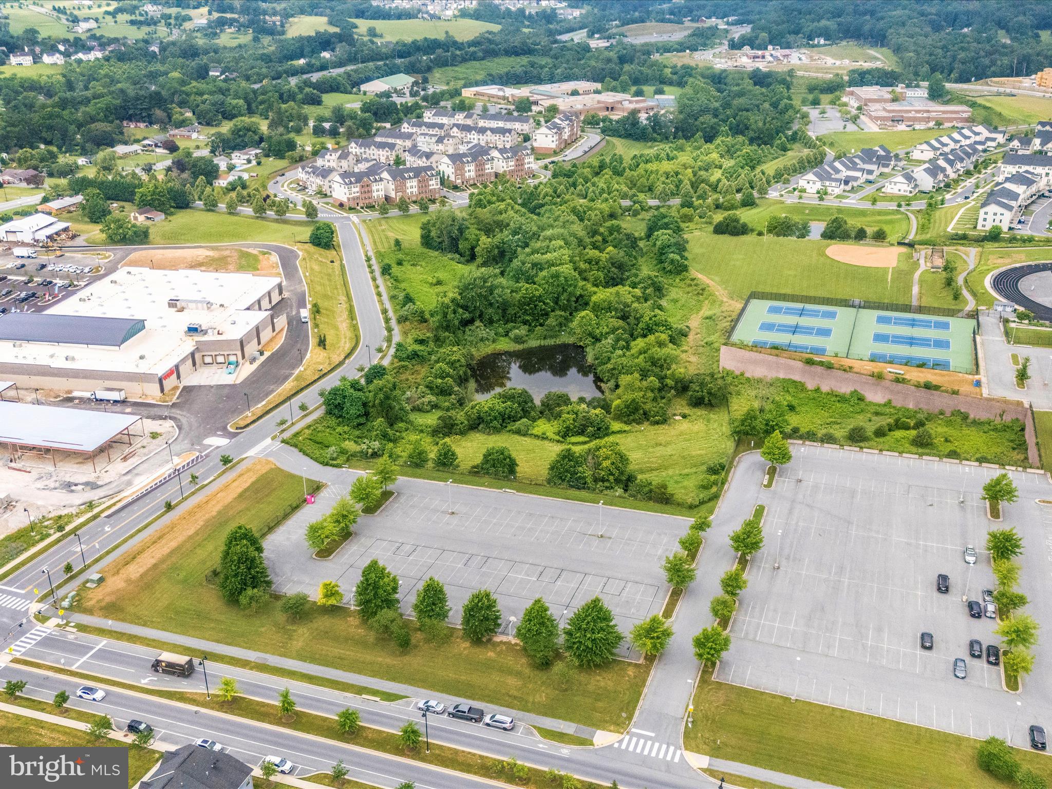 5824 PECKING STONE STREET