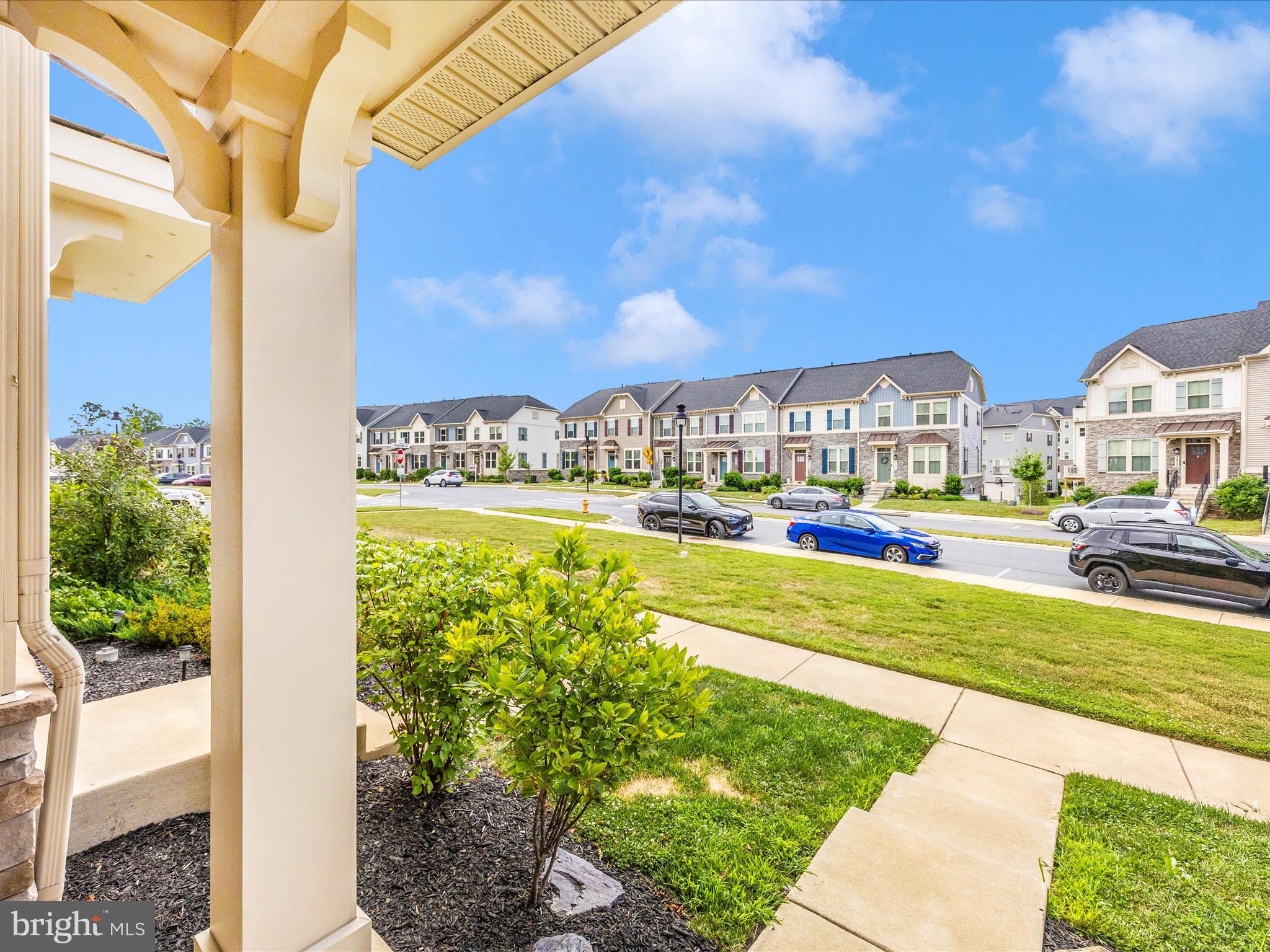 5824 PECKING STONE STREET