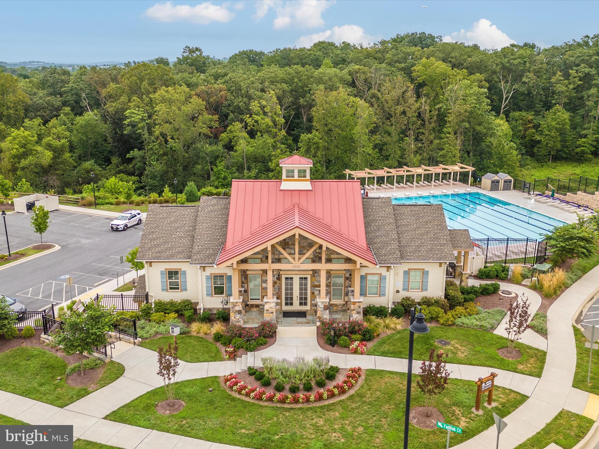 5824 PECKING STONE STREET