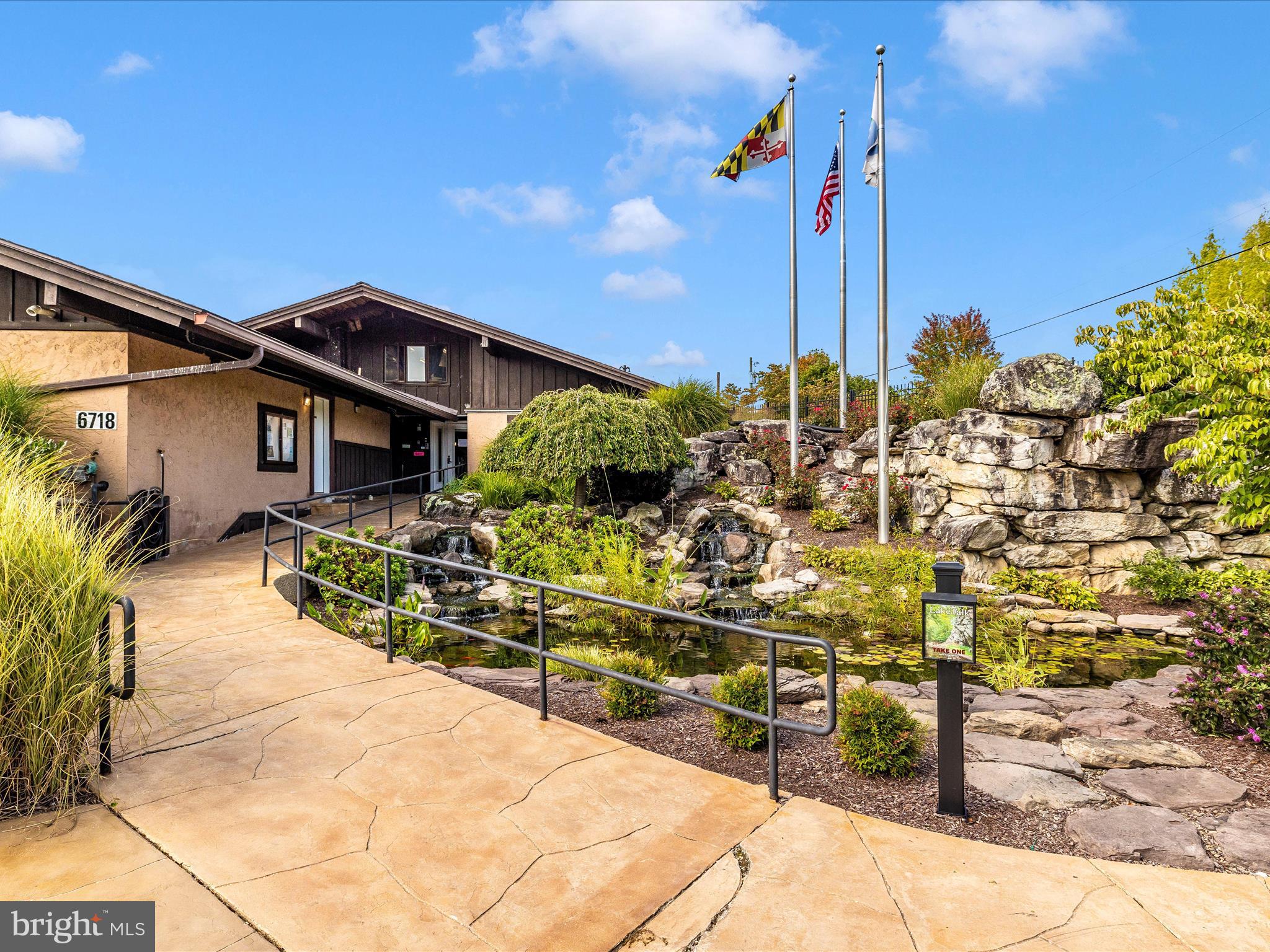 5824 PECKING STONE STREET