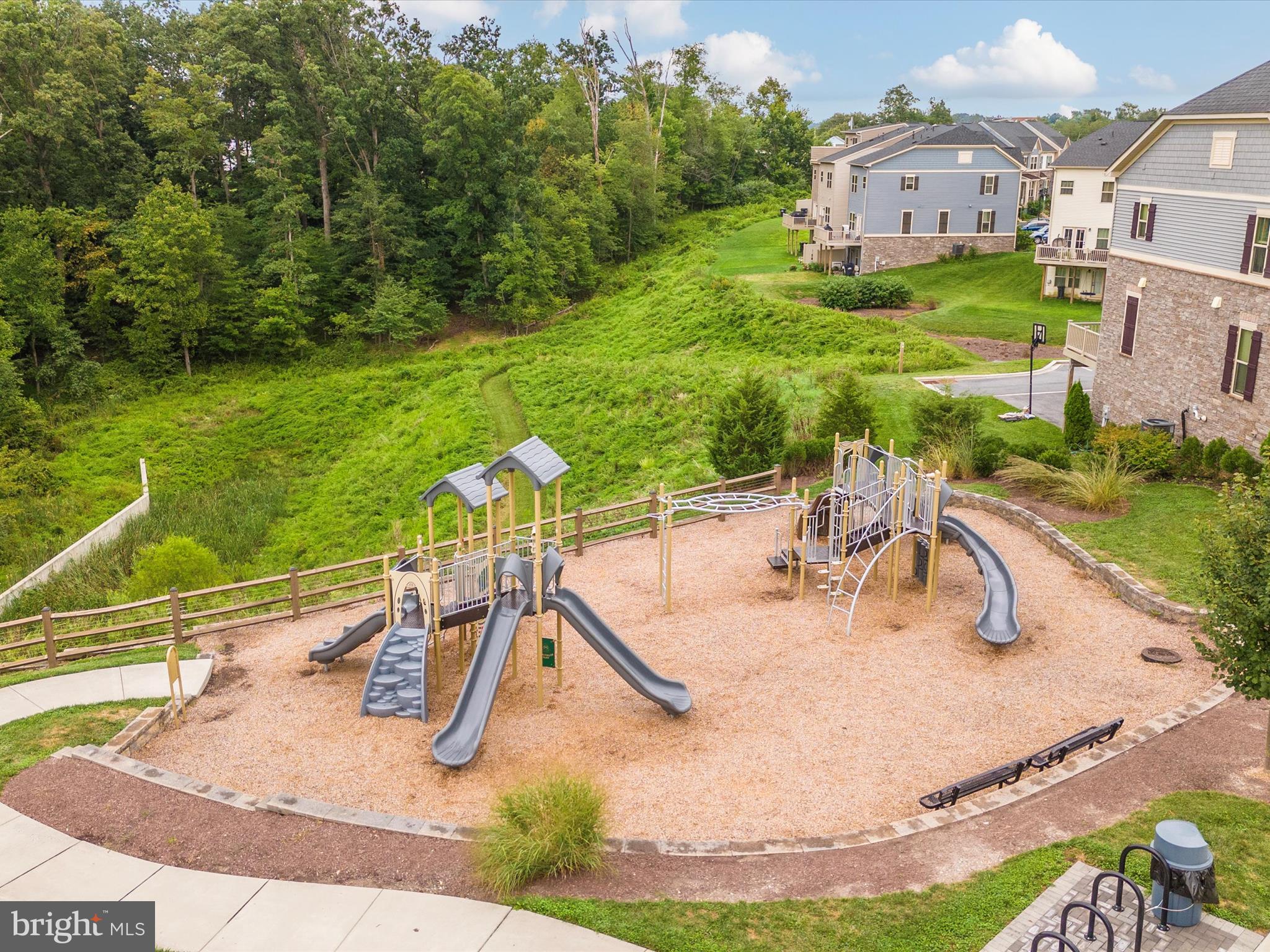 5824 PECKING STONE STREET