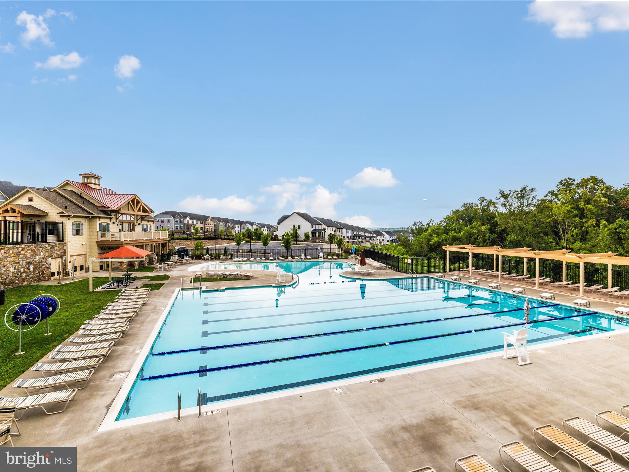 5824 PECKING STONE STREET