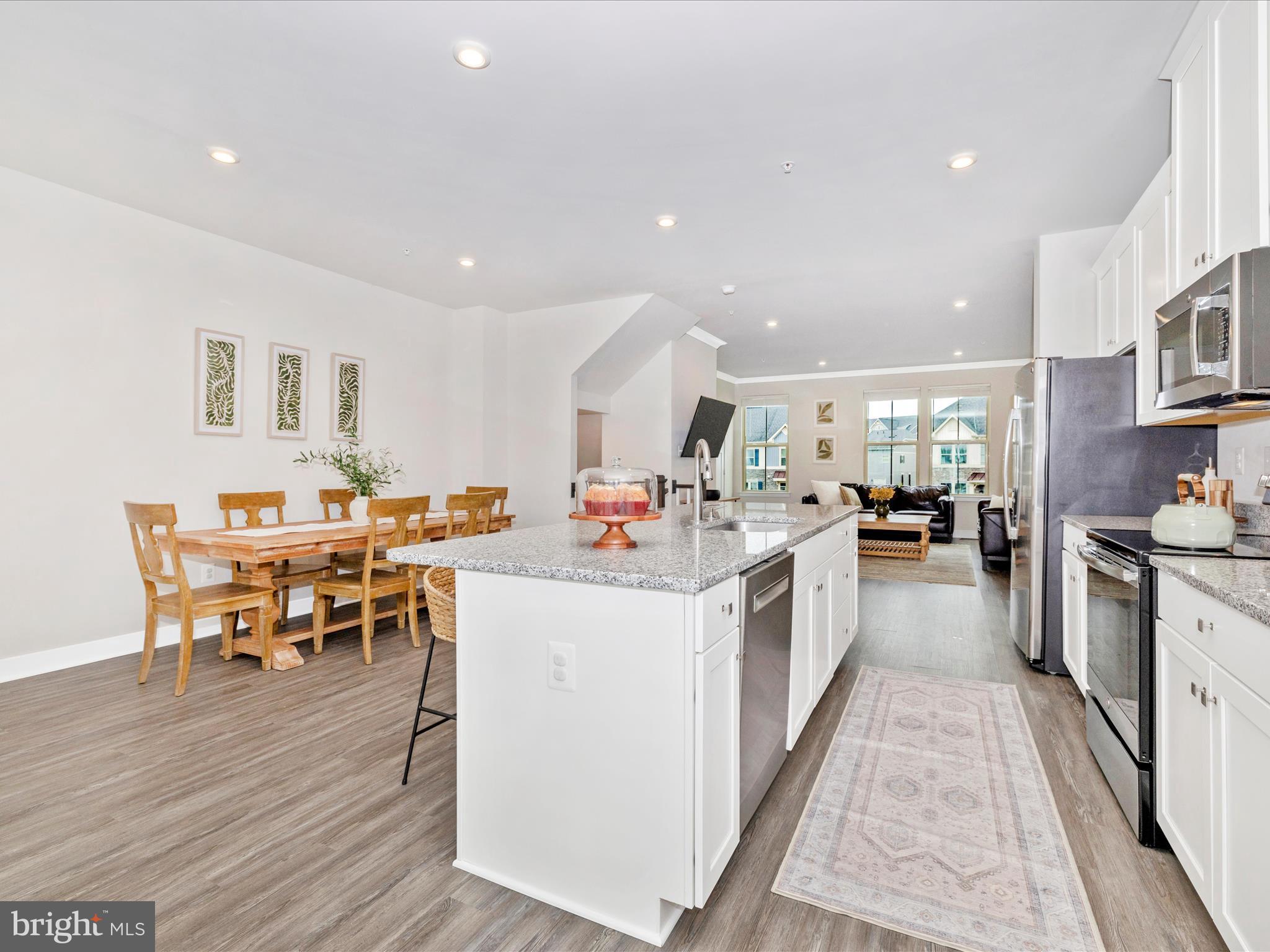 5824 PECKING STONE STREET