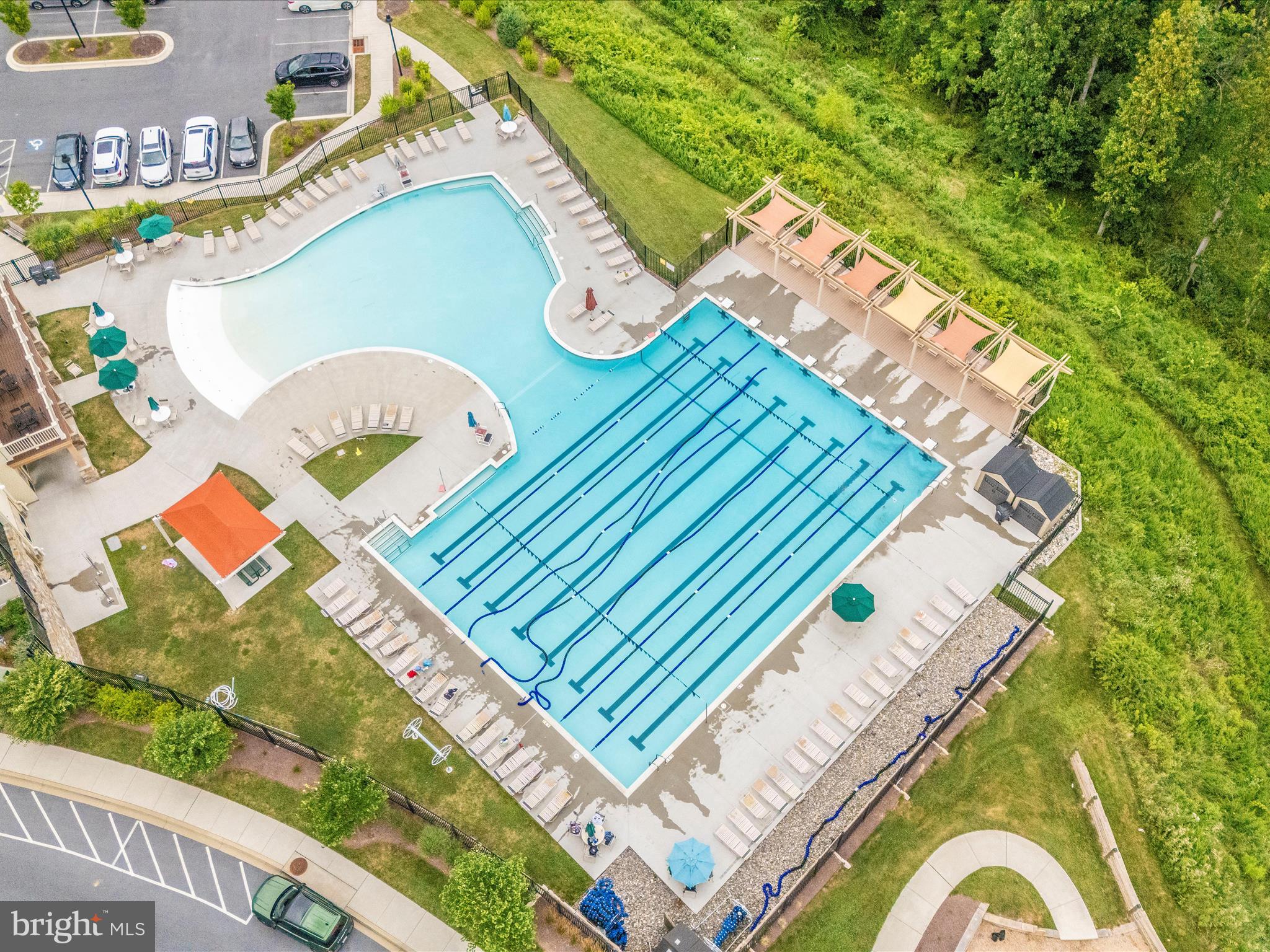 5824 PECKING STONE STREET