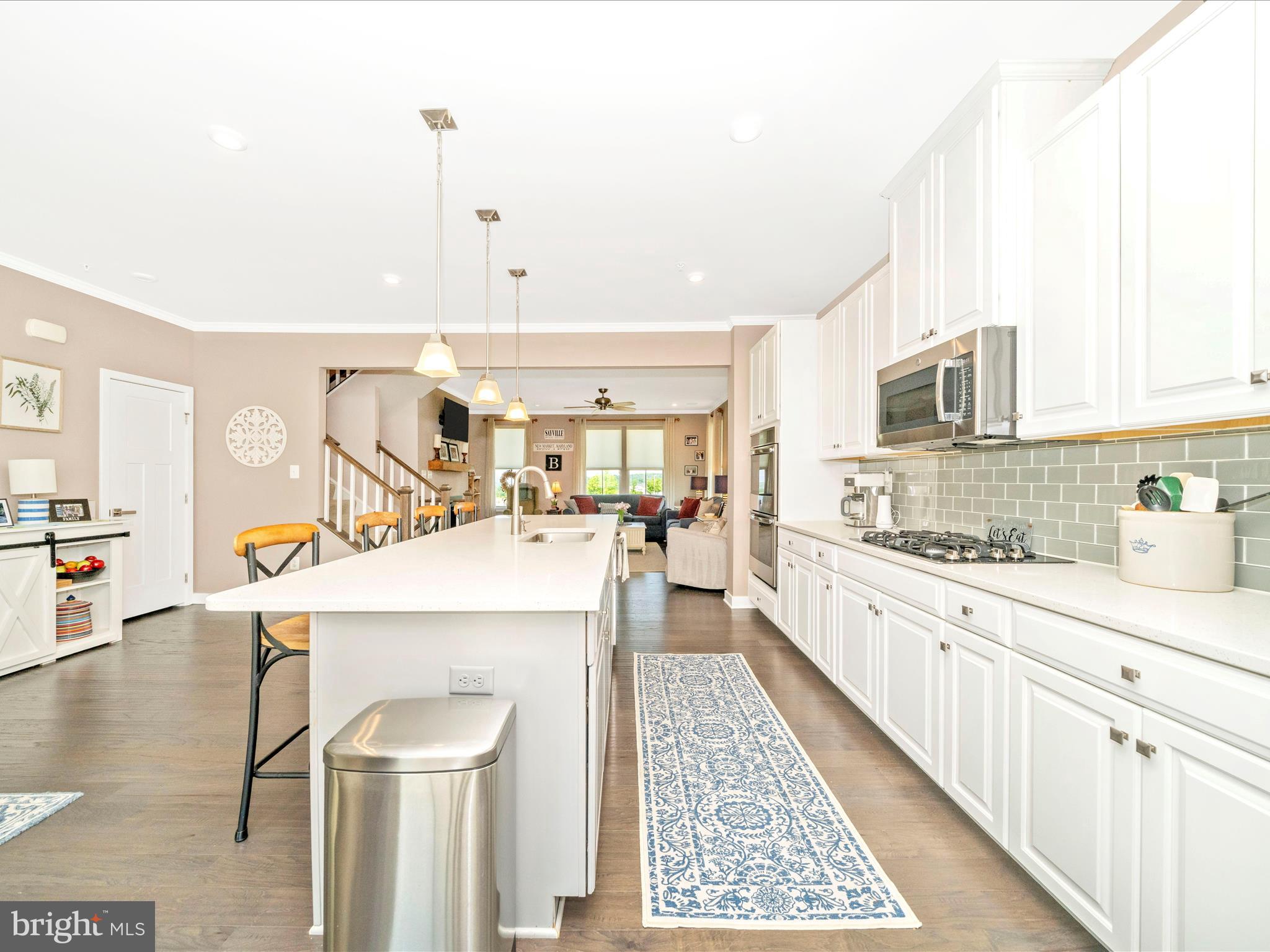 5831 EAGLEHEAD DRIVE